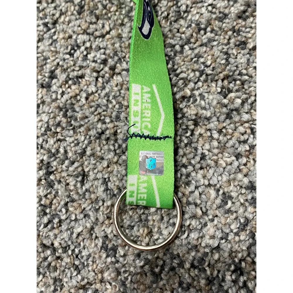 NFL Lanyard Unisex OS Green Excellent Seattle Seahawks American Family Insurance